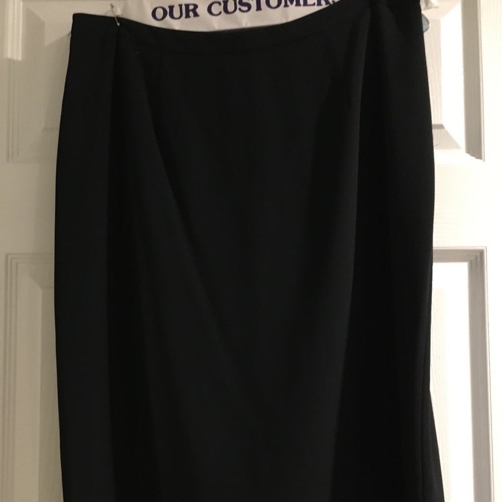 Navy blue pencil skirt